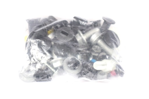 80A098620A - Комплект крепежных элементов задней двери AUDI Q5 ASO