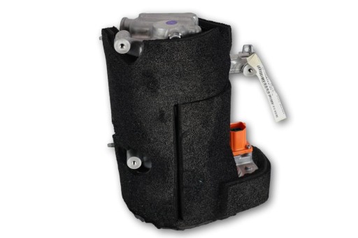 1501256-00-L - TESLA MODEL Y III 3 ЛИФТ КОНДИЦИОНЕР КОМПРЕССОР