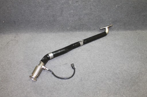 BMW F10 F11 F01 F15 F16 M550DX M50DX N57D30C 381KM - RURKA vezetö AGR EGR