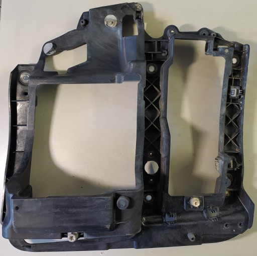 MAN TGX TGA КРОНШТЕЙН ФАРИ ЛІВИЙ (81416100441)