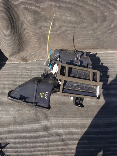 HYUNDAI I20 08-14 обогреватель в сборе Европа