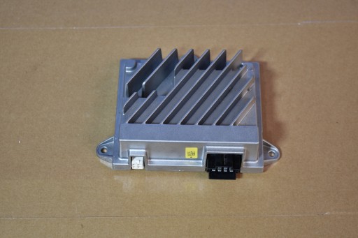 IDEALNY AMPLIFICATORE PORSCHE 992 1