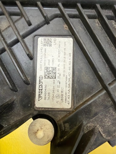 light left Volvo XC60 II Lift Full Led 32420430