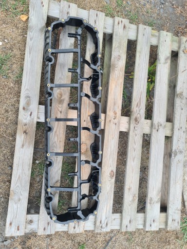 Корпус клапанної кришки daf xf 106 lift 2146570