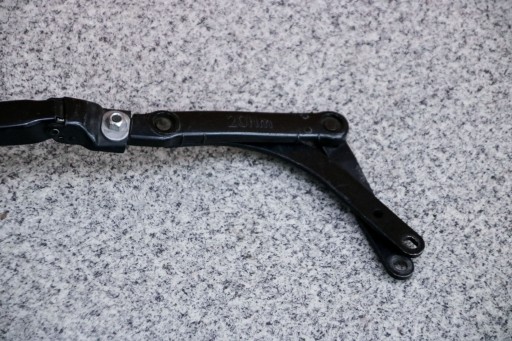 BMW E60 E61 wiper arm right front 7144540