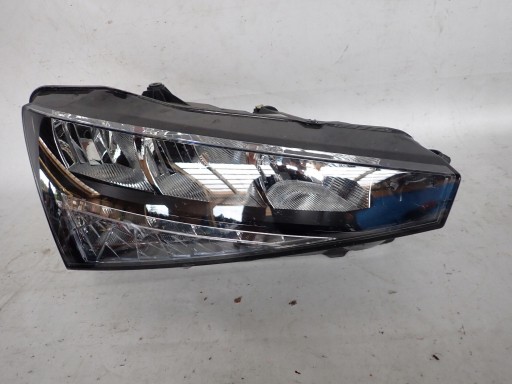 SKODA SCALA 657 19- light right front front 657941016