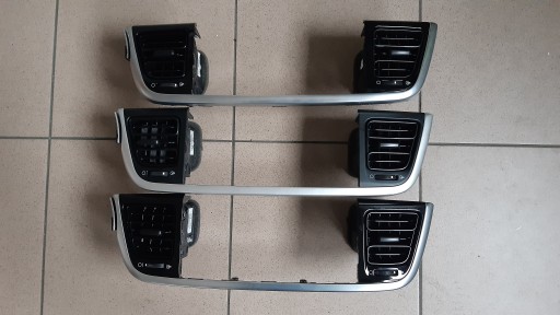 84740-H8300SA1 84740-H8000LEF - KIA RIO IV V 2017-РАМКА ВЕНТИЛЯЦІЙНА РЕШІТКА КОНСОЛІ