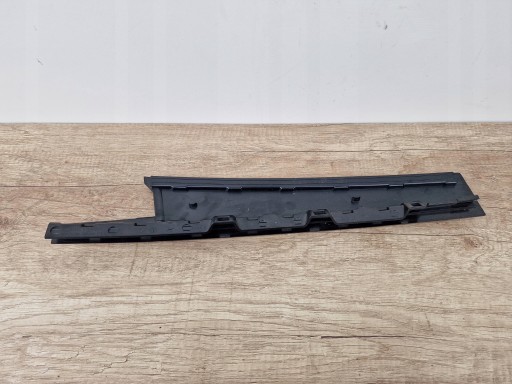 moulding door right rear part VW T-ROC vertical cap