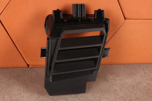 BMW 5' G60 G61 M5 G90 G99 grid air conditioning devices right intake air right 5A3E556