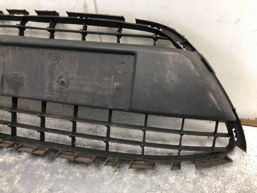 grid central of a bumper FORD FIESTA MK7 8A61-17B968-D