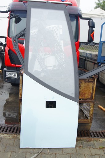 Правая дверь volvo irizar bus