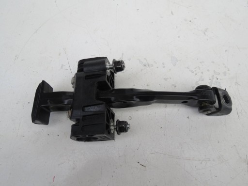 limiter door right front VOLVO V70 lll 3.2 B R6 243 KM 07-16r 31217753