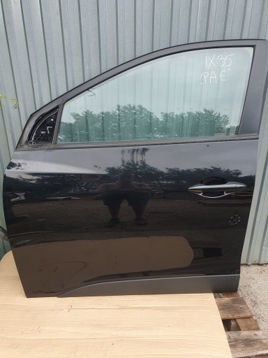 HIIX35DLP - Hyundai ix35 левые передние двери черный пейзаж