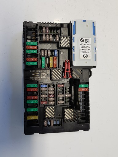 BMW G20 330e compartment of fuses 8734161