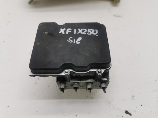 Pompe ABS JAGUAR XF et X250 3.0D V6 AX23-2C405-BB