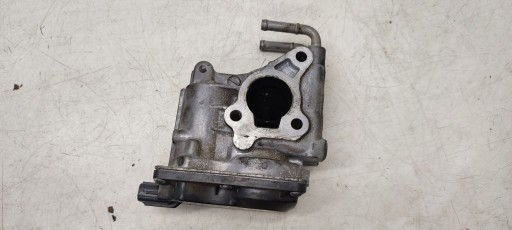 EGR valve Toyota Avensis T27 2,2 D4D