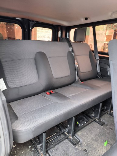 Sitze TRZECI RZAD RENAULT TRAFIC III LIFT