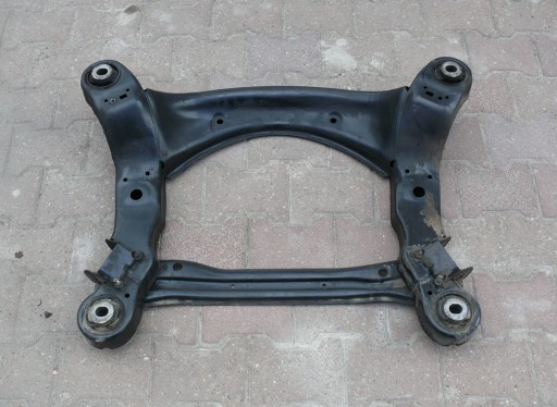 axle beam of the engine below engine subframe AUDI A6 C6 3.2 FSI V6 255KM AUK 04-08r.