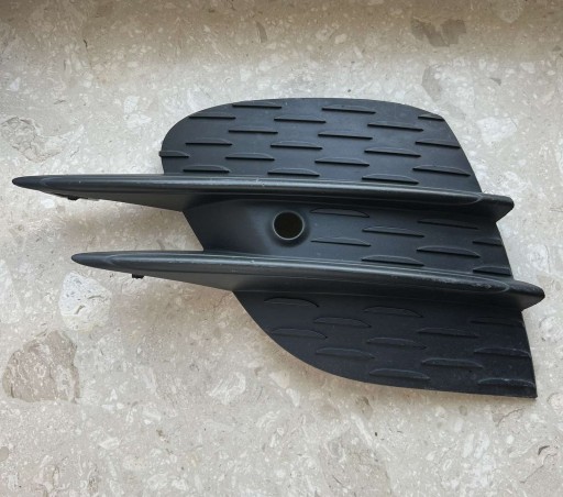 MERCEDES E-KLASA W213 2020 LIFT AMG left grid grille of a bumper A2138858904