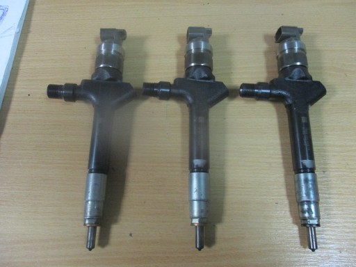 Інжектор Rf8g13h50 Mazda 2.0 D