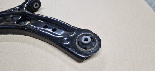 arm front left 5WA407151A VW AUDI SEAT SKODA