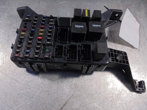 compartment bezp. Ford Mondeo MK3 FL 4S7T-14A073-AA