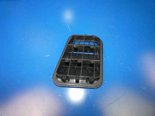 KIA SPORTAGE III grid DEKOMPRESYJNA WENTYLACYJNA boot left rear part