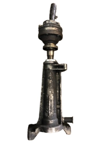 Опора Півосі VOLKSWAGEN T4 2.5 TDI 02B409320D