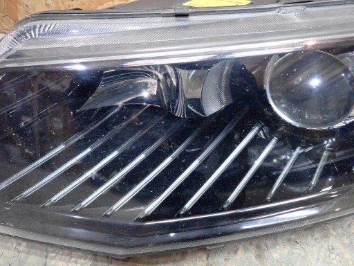light left REFLEKTOR left BI XENON SKODA OCTAVIA 3 III 5E 12-15R 5E1941015D