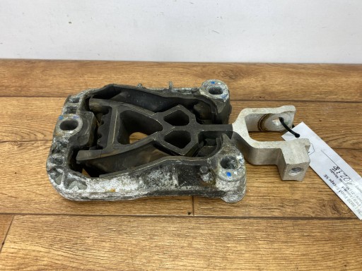 engine mount Ford Escape IV Kuga MK3 2020+