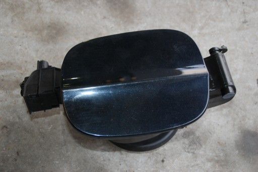 КРЫШКА ТОПЛИВНОГО БАКА FORD MONDEO MK5 HB ЧЕРНАЯ