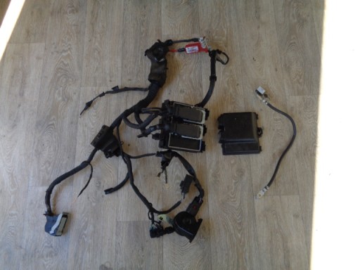 FORD FOCUS MK IV КЛЕМИ ЕЛЕКТРИЧНОЇ КОРОБКИ 8794