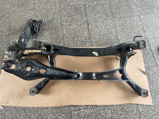 3Q0505449A - Vw passat b8 audi a3 8v седан задня балка сани задня підвіска