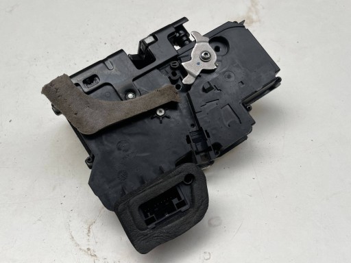 AUDI A6 C8 lock door right rear part 4K0839016Q @M