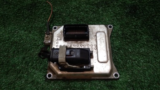 computer of the engine control unit OPEL ASTRA H 55568735