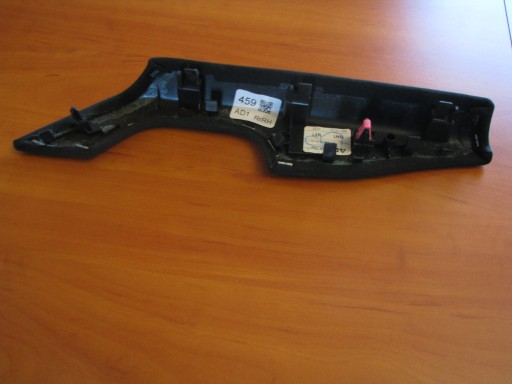 armrest BOCZNY right rear part TOYOTA HILUX VIII 8