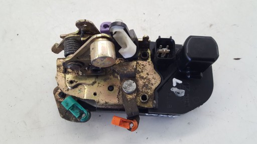 lock front front left Chrysler Voyager IV