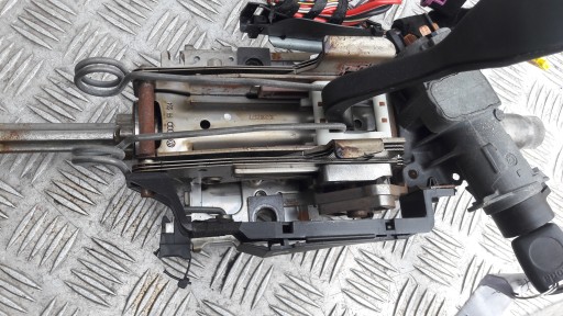 SKODA FABIA and LIFT IBIZA ignition key steering wheel rod 6q1419501ad
