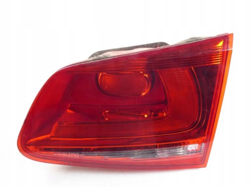 7P6 945 - VW TOUAREG 7P5 2010- права внутренней лампы Valeo