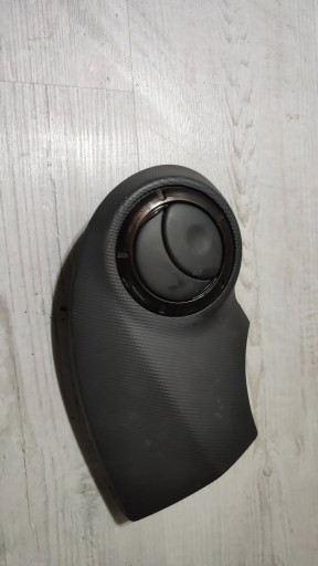 Dacia Sandero 2012 lijeva strana rešetka ventilacije armature rozdzielczej