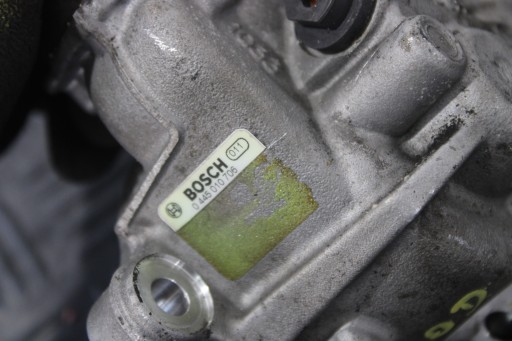 injection pump BOSCH LAND ROVER DISCOVERY SPORT L550 0445010706