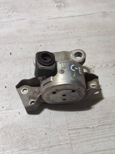 Opel Corsa E 2018 Console / Support plaque Moteur