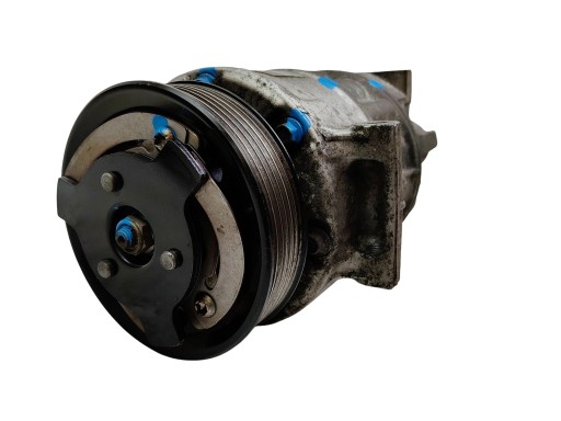 compressor compressor; of the air conditioning VOLKSWAGEN PASSAT B7 2.0 TDI