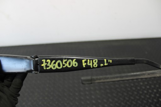 wischerarm Scheibenwischer links BMW X1 F48 7360506