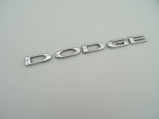 2015-2023 CHALLENGER ЛОГОТИП ЭМБЛЕМА ЗАДНИЙ ФОНАРЬ