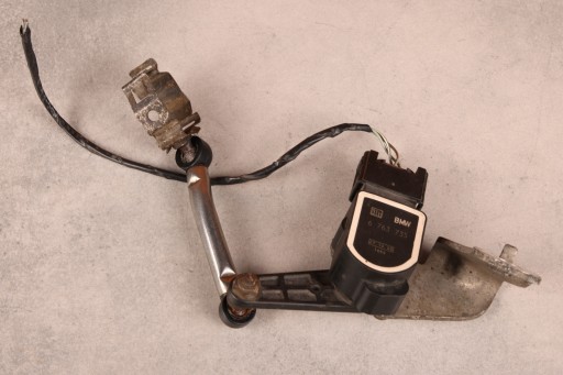BMW E81 E87 E90 E91 X1 E84 sensor leuchtweitenregulierung leuchten rechts vorne 6763735