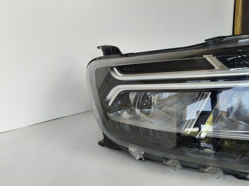 light right REFLEKTOR DACIA DUSTER II LIFT FULL LED