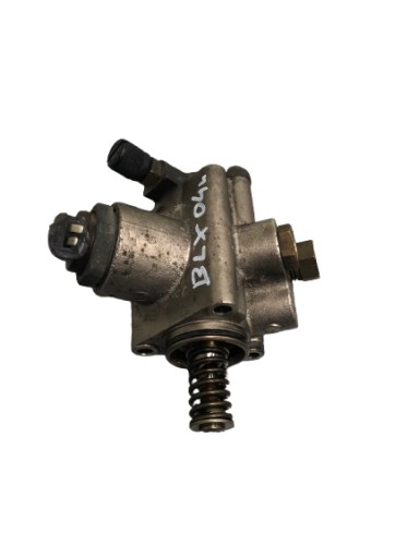 feed pump BLX 2.0 FSI VW GOLF V 06F127025D