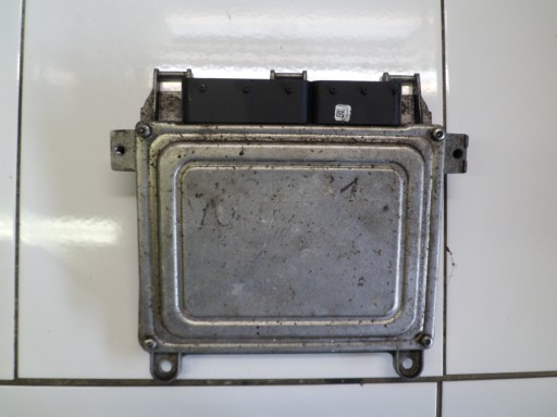 MERCEDES A W169 2.0 computer of the engine A2661536279