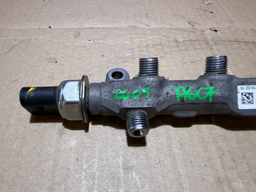 AUDI A6 C7 2.0 TDI injection ramp sensor 04L089G 04L906054 04L130764C